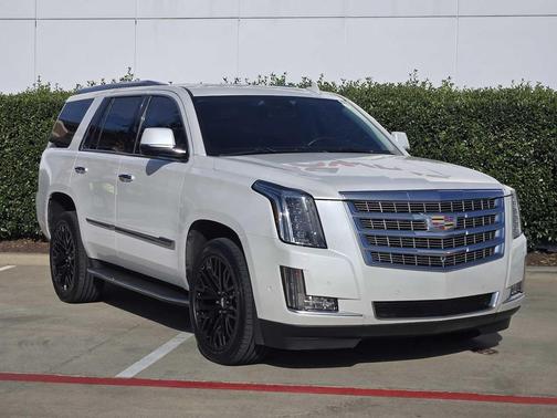 2020 Cadillac Escalade Luxury