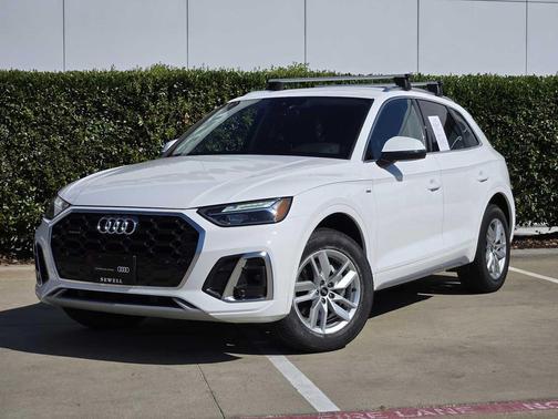 2023 Audi Q5 45 S line Premium