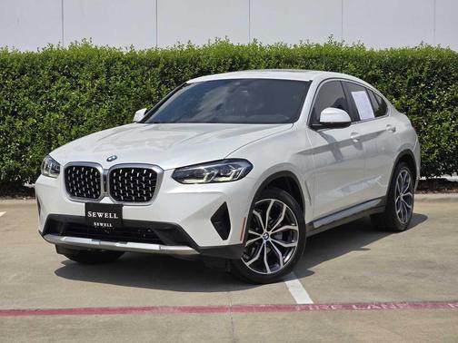 2022 BMW X4 xDrive30i
