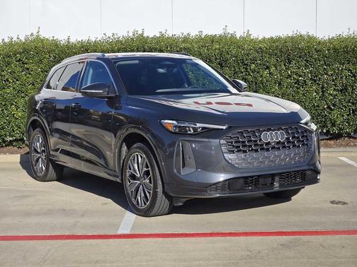 2025 Audi Q5 Premium Plus TFSI quattro S tronic