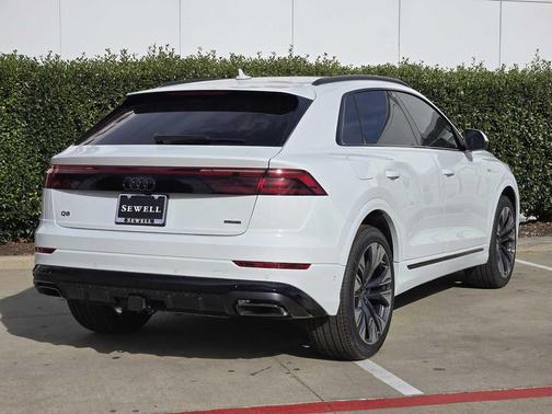 2026 Audi Q8 55 Premium Plus