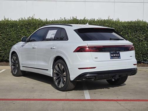 2026 Audi Q8 55 Premium Plus