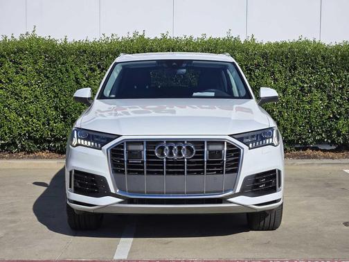 2024 Audi Q7 55 Premium Plus