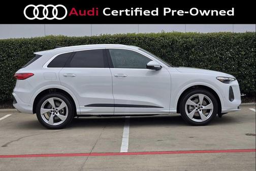 Glacier White Metallic 2025 Audi Q5 Prestige TFSI quattro S tronic
