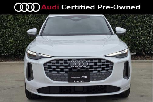 Glacier White Metallic 2025 Audi Q5 Prestige TFSI quattro S tronic