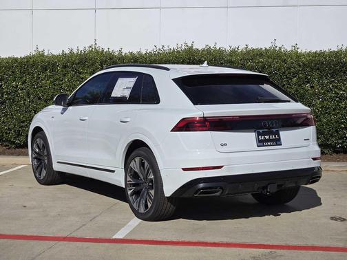2026 Audi Q8 55 Premium Plus