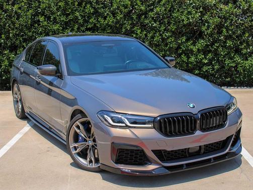 Alvite Grey Metallic 2022 BMW M550 i Xdrive