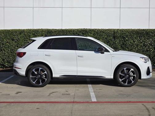 2025 Audi Q3 45 S line Premium Plus
