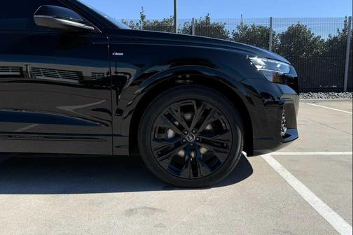 2026 Audi Q8 55 Premium Plus