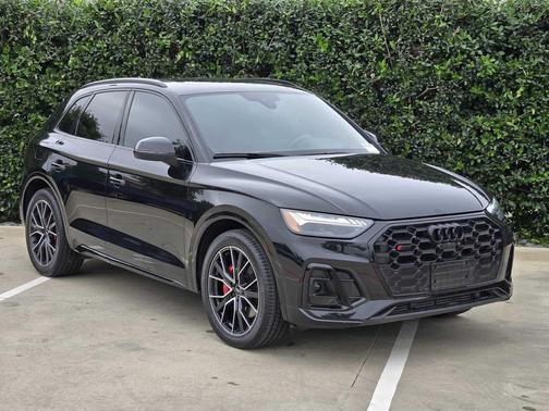 Mythos Black Metallic 2024 Audi SQ5 3.0T Prestige