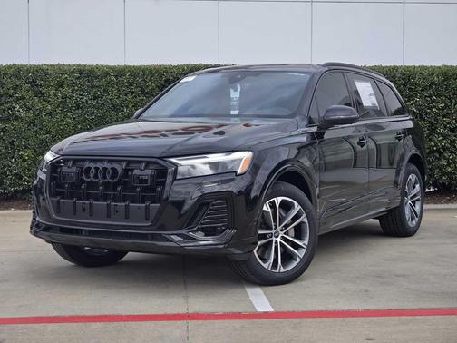 2026 Audi Q7 45 Premium