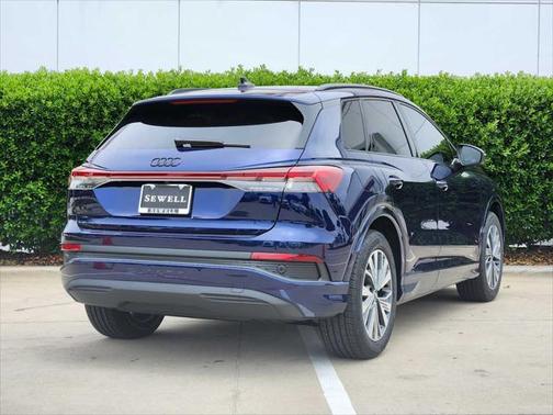 2025 Audi Q4 e-tron Premium 45 RWD
