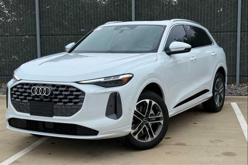 GLACIER WHITE 2026 Audi Q5 Premium Plus TFSI quattro S tronic