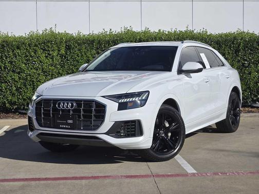 2023 Audi Q8 55 Premium Plus