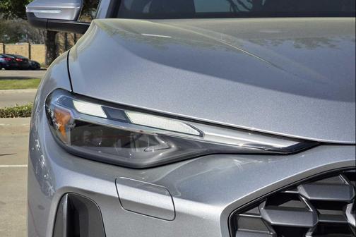 Florett Silver Metallic 2026 Audi Q5 Premium TFSI quattro S tronic