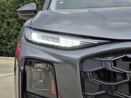 DAYTONA GRAY 2026 Audi Q3 TFSI quattro S tronic