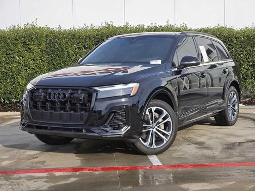 2025 Audi Q7 45 Premium Plus