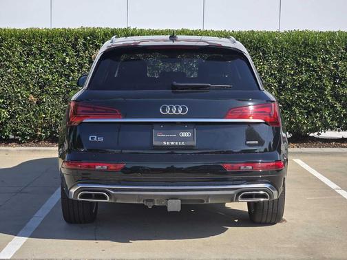 2023 Audi Q5 45 S line Prestige