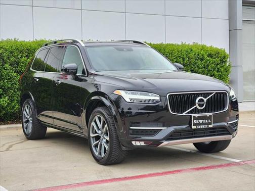2019 Volvo XC90 T5 Momentum