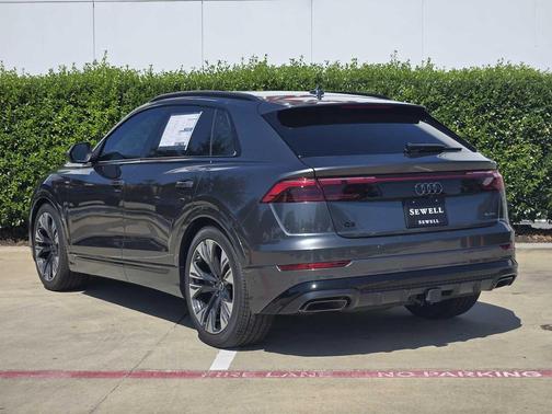 2025 Audi Q8 55 Premium Plus