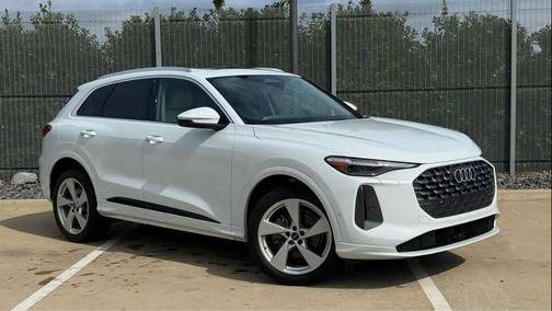 2025 Audi Q5 Premium Plus TFSI quattro S tronic