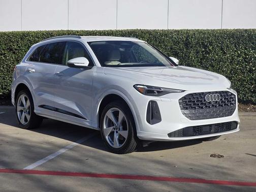 2025 Audi Q5 Premium Plus TFSI quattro S tronic