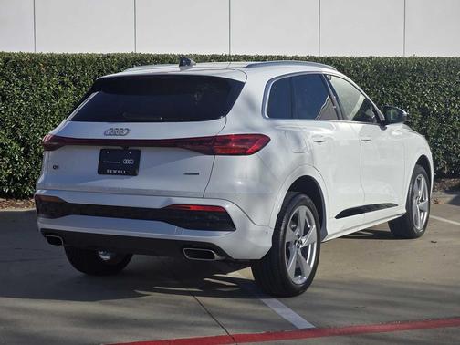 2025 Audi Q5 Premium Plus TFSI quattro S tronic