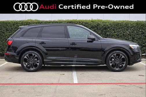 MYTHOS BLACK 2026 Audi Q7 55 Prestige
