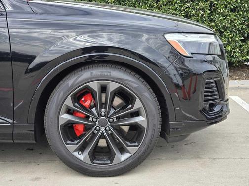 2026 Audi Q7 55 Premium Plus