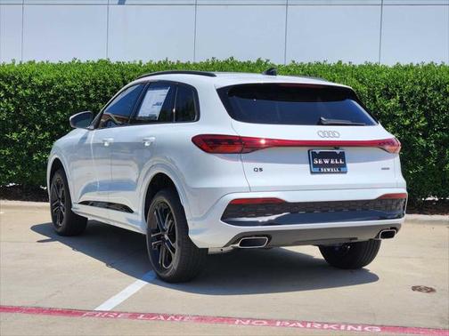 2025 Audi Q5 Premium Plus