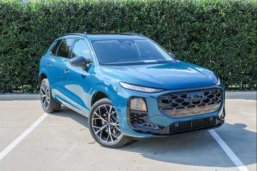 BLUE 2026 Audi Q3 TFSI quattro S tronic