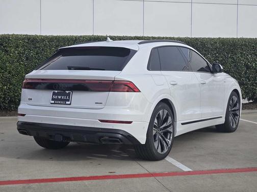 2026 Audi Q8 55 Premium Plus