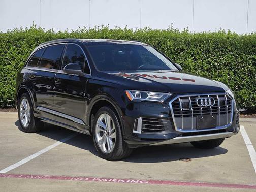 2022 Audi Q7 55 Premium Plus