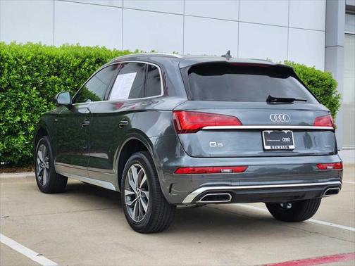 2024 Audi Q5 45 S line Premium