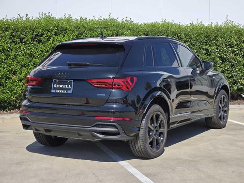 2025 Audi Q3 45 S line Premium Plus