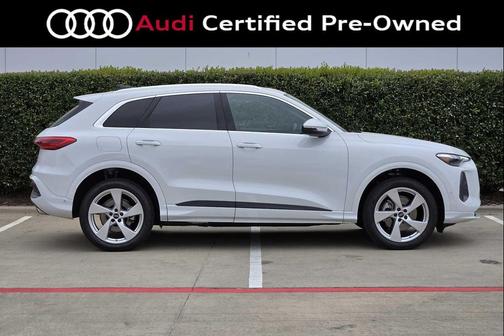 2025 Audi Q5 Premium Plus TFSI quattro S tronic