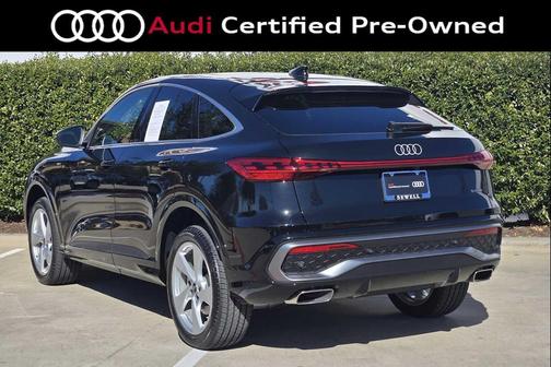 MYTHOS BLACK 2025 Audi Q5 Premium Plus TFSI quattro S tronic