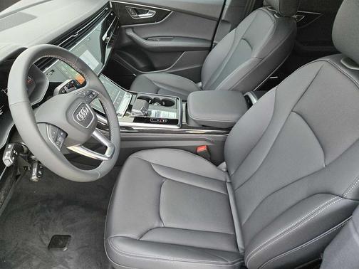 2026 Audi Q8 55 Premium Plus