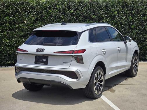 WHITE 2026 Audi Q3 TFSI quattro S tronic