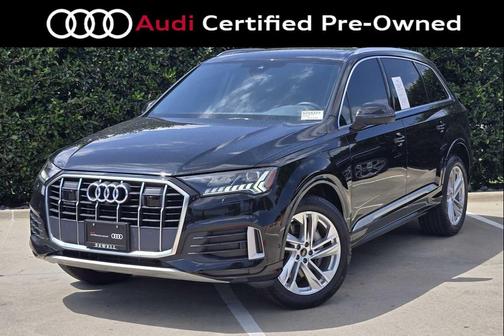 Mythos Black Metallic 2024 Audi Q7 45 Premium Plus