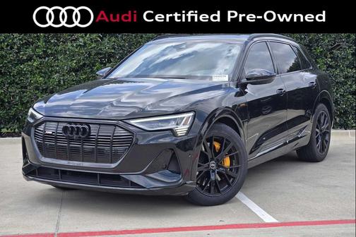 MYTHOS BLACK 2023 Audi e-tron Premiumwe