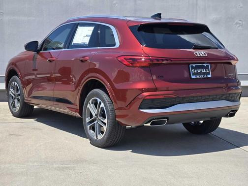 2025 Audi Q5 Premium Plus TFSI quattro S tronic