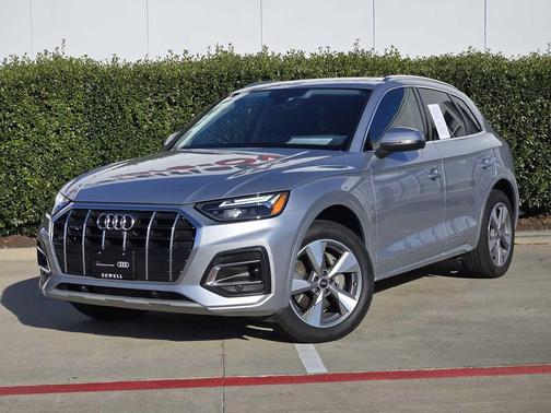 2022 Audi Q5 40 Premium Plus