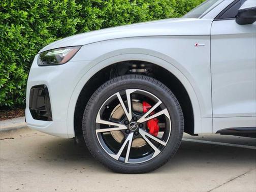 2025 Audi Q5 45 S line Premium Plus