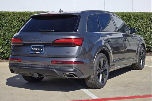 2026 Audi Q7 55 Premium Plus