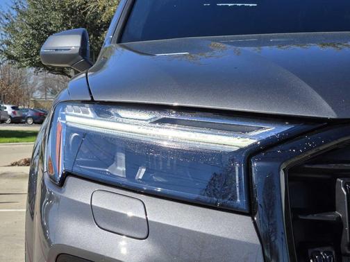 2026 Audi Q7 55 Premium Plus