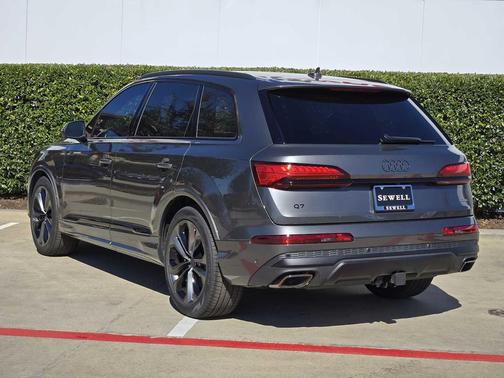 2026 Audi Q7 55 Premium Plus