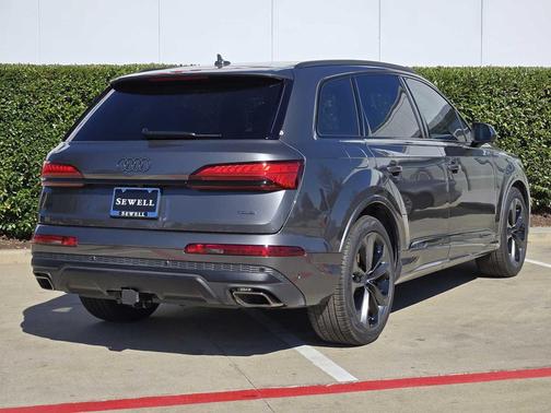2026 Audi Q7 55 Premium Plus