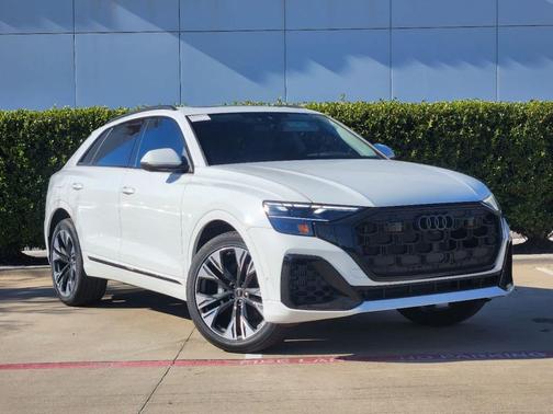 2025 Audi Q8 55 Premium Plus