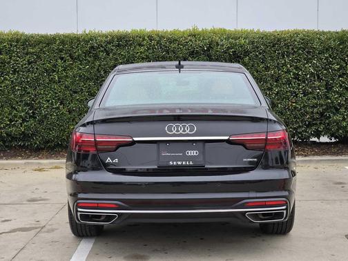 Mythos Black Metallic 2024 Audi A4 40 Premium